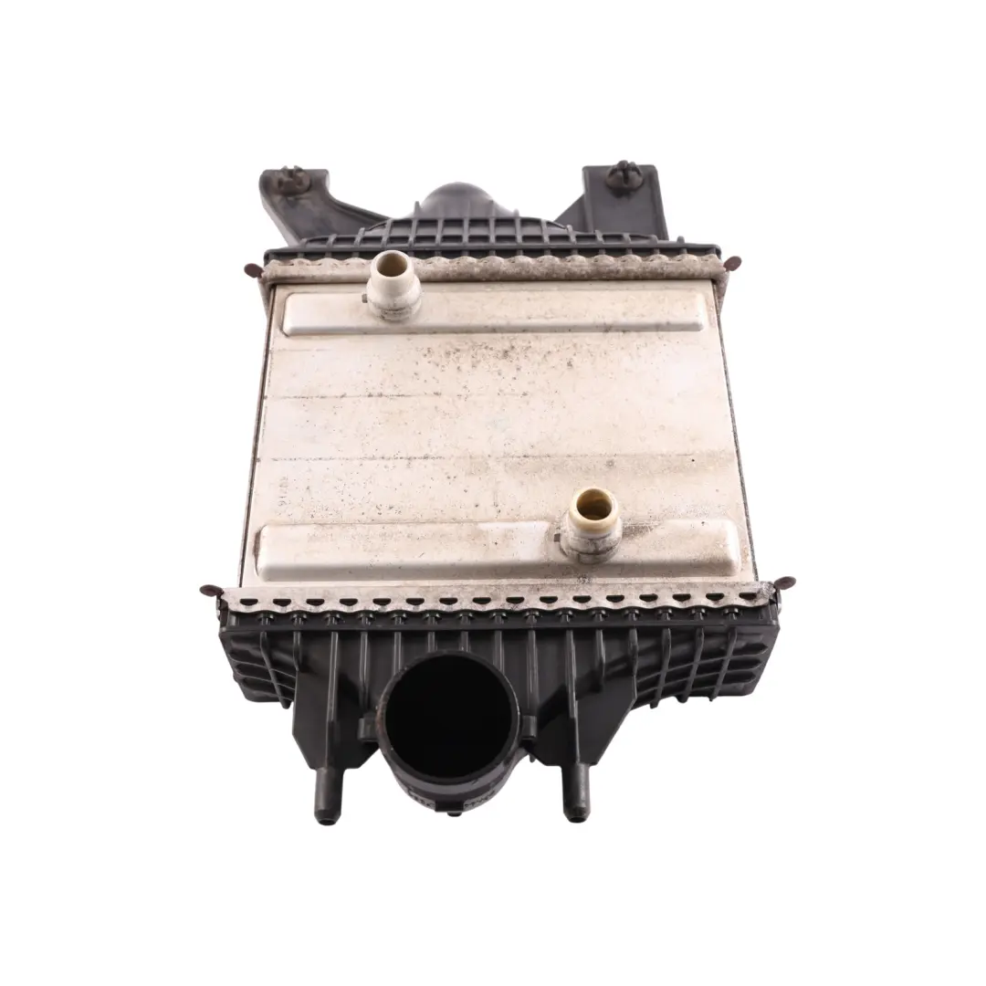Radiator 3.0 SDV6 to Range Rover Sport L494 Intercooler with Part number FPLA-6K775-AB Range Rover Sport L494 Intercooler Radiator 3.0 SDV6 - SKU FPLA-6K775-AB - Part number FPLA-6K775-AB
