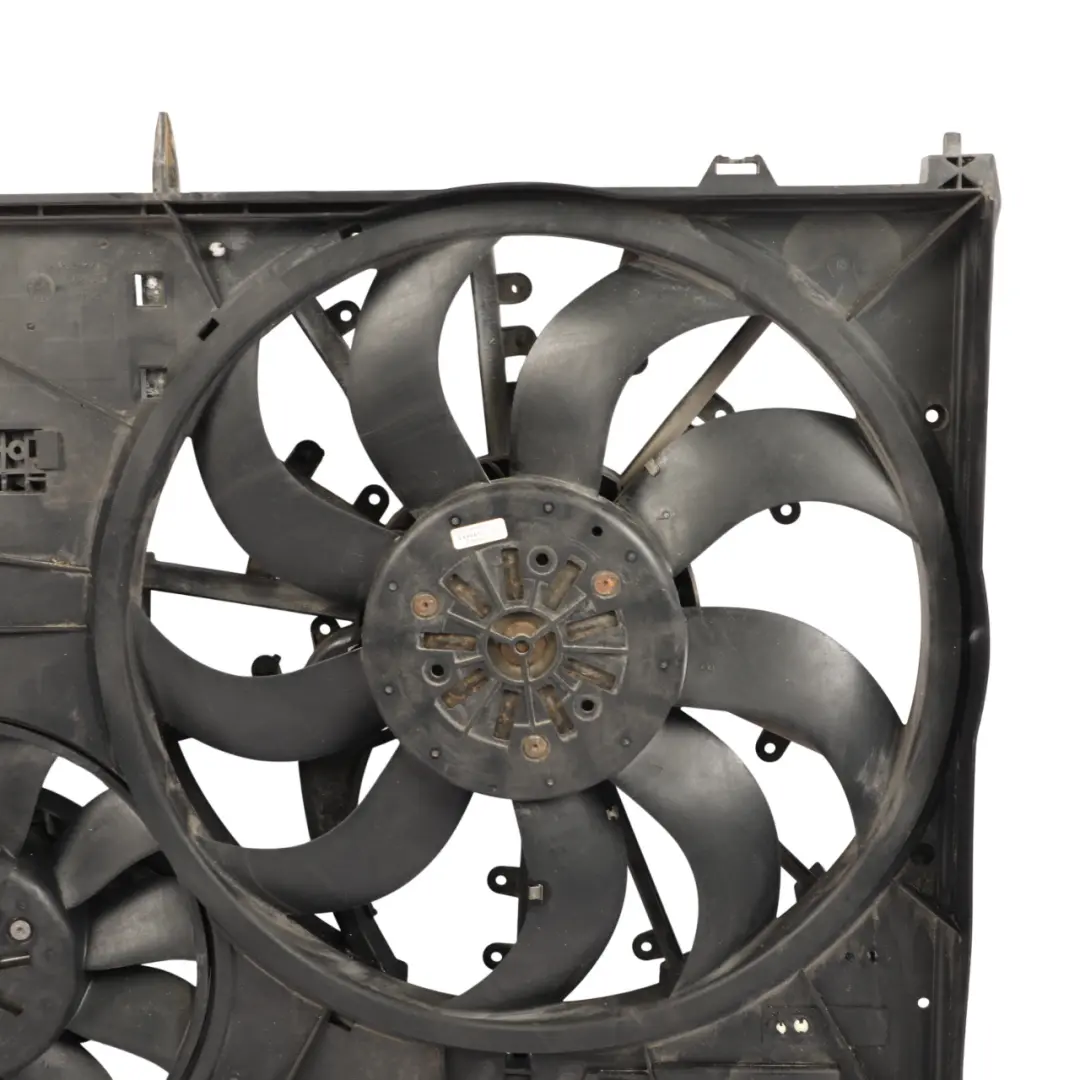 Radiator Fan Double Shroud 3.0 Diesel HPLA-8C607-BC to Range Rover Sport L494 with Part number LR084406 Range Rover Sport L494 Radiator Fan Double Shroud 3.0 Diesel HPLA-8C607-BC - SKU LR084406 - Part number LR084406