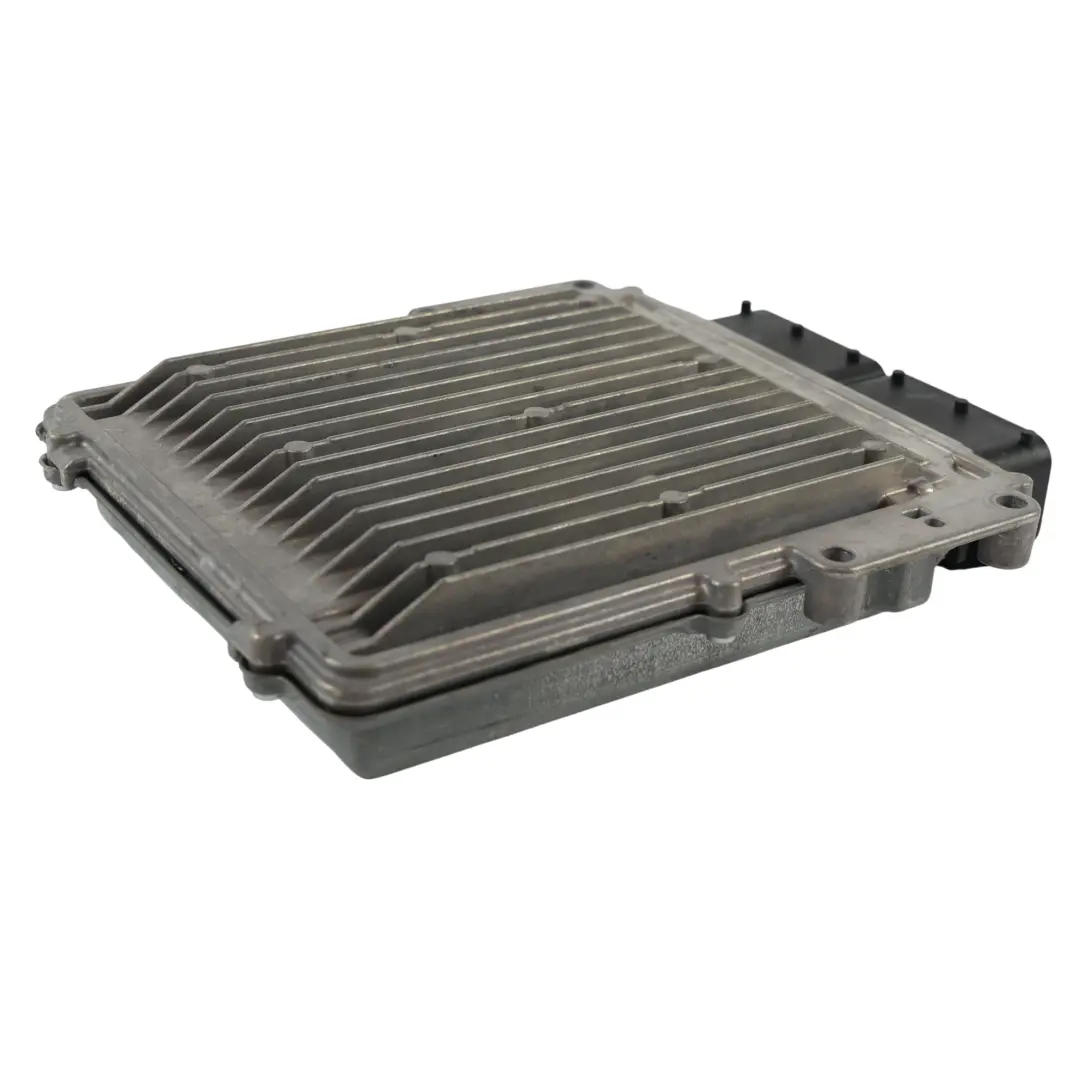 306DT Moduł Silnika Automat do Land Rover Discovery 4 L319 3.0 o numerze GH22-12C520-PAC Land Rover Discovery 4 L319 3.0 306DT Moduł Silnika Automat - SKU GH22-12C520-PAC - Numer Części GH22-12C520-PAC