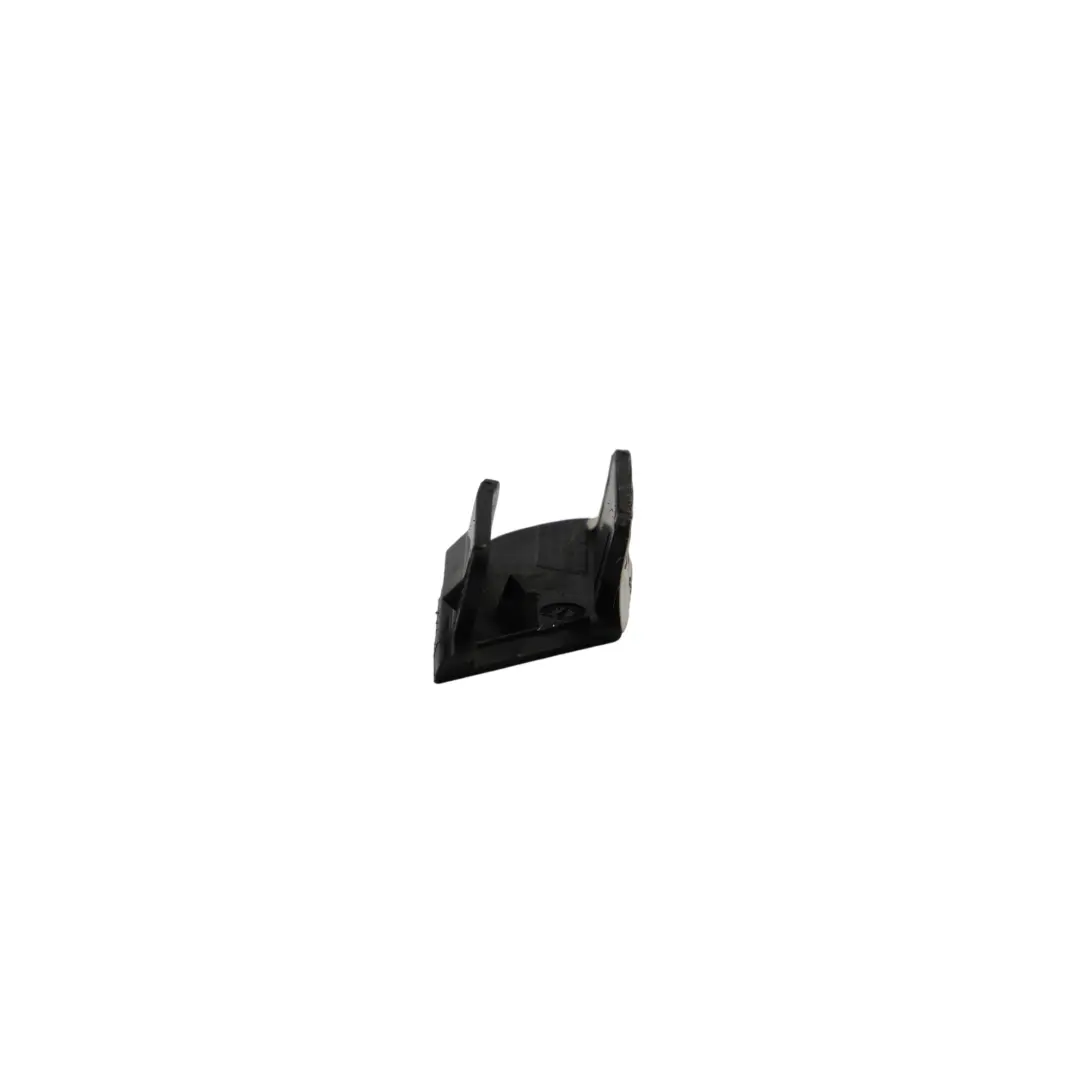 Clip Copertura Porta Anteriore Destra Nero per Land Rover Evoque L538 con numero di parte GJ32-27430-B Land Rover Evoque L538 Clip Copertura Porta Anteriore Destra Nero - SKU GJ32-27430-B - Numero di parte GJ32-27430-B