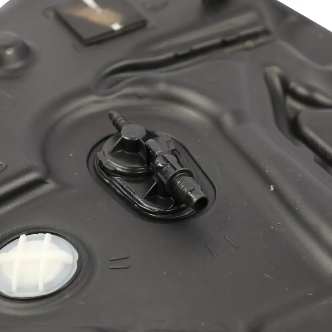 Réservoir AdBlue Liquide Échappement Diesel FPLA-5J229-AB pour Range Rover L538 à propos du numéro de pièce GJ32-5J228-A Range Rover L538 Réservoir AdBlue Liquide Échappement Diesel FPLA-5J229-AB - SKU GJ32-5J228-A - Numéro de pièce GJ32-5J228-A