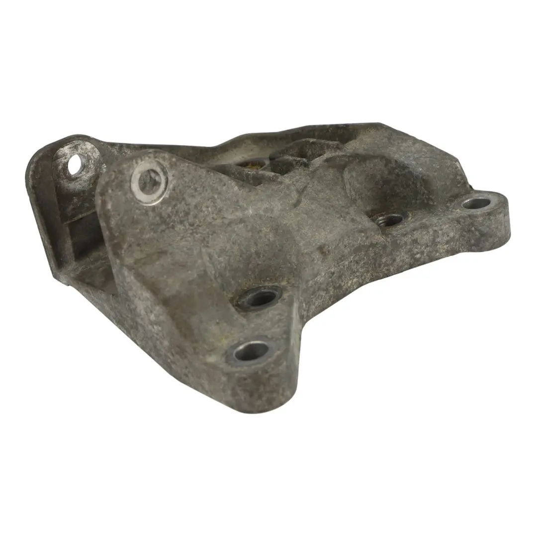 Motorlager Halter Stütze für Land Rover Discovery Sport L550 mit Teilenummer GJ32-6P096-AE Land Rover Discovery Sport L550 Motorlager Halter Stütze - SKU GJ32-6P096-AE - Teilenummer GJ32-6P096-AE