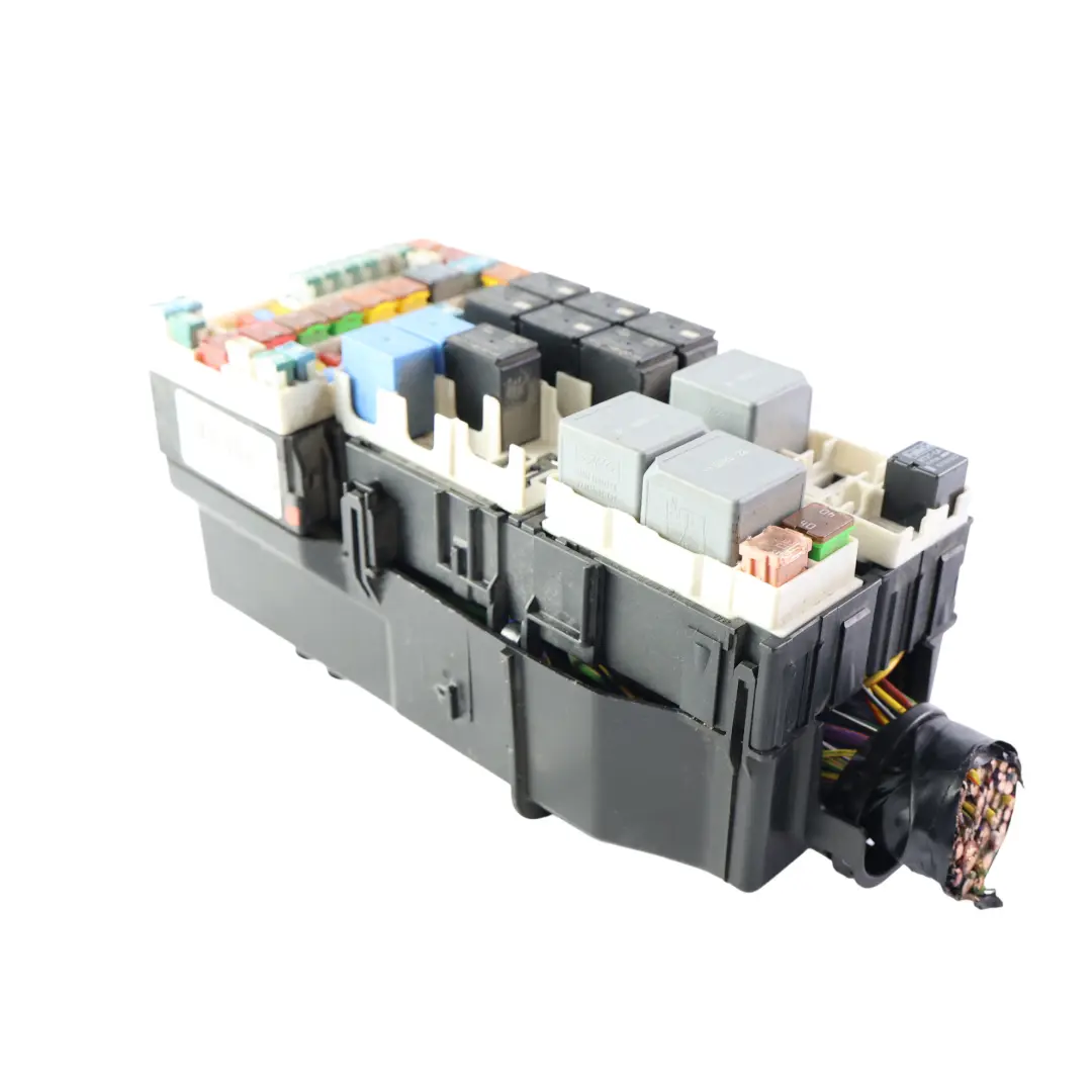 Mk8 Fuse Relay Box Control Unit 2.0 Diesel to Ford Transit with Part number GK3T-14401-EWC Ford Transit Mk8 Fuse Relay Box Control Unit 2.0 Diesel - SKU GK3T-14401-EWC - Part number GK3T-14401-EWC