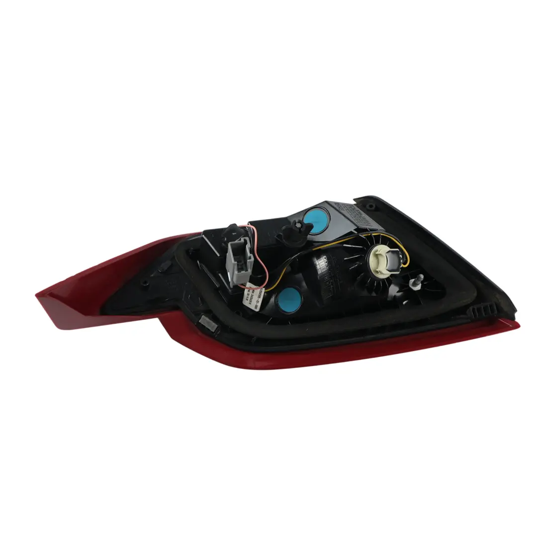Ford Fiesta MK8 Fanale Posteriore Interno Destro - SKU H1BB-13A602-BH - Numero di parte H1BB-13A602-BH