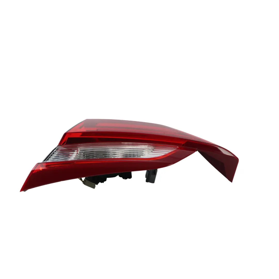MK8 Fanale Posteriore Interno Destro per Ford Fiesta con numero di parte H1BB-13A602-BH Ford Fiesta MK8 Fanale Posteriore Interno Destro - SKU H1BB-13A602-BH - Numero di parte H1BB-13A602-BH