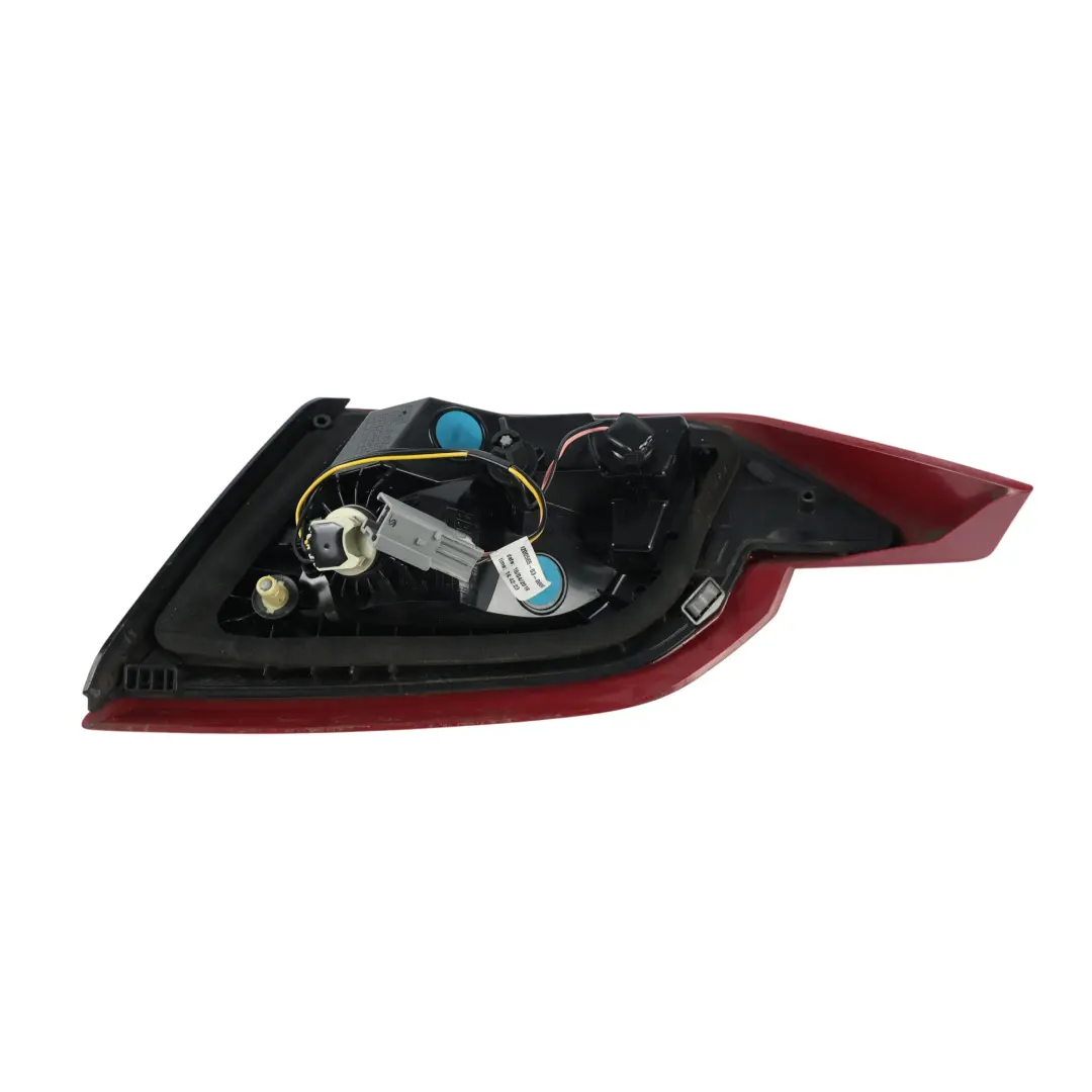 Ford Fiesta Mk8 Lampa Tylna Wewnętrzna Lewa - SKU H1BB-13A603-BH - Numer Części H1BB-13A603-BH
