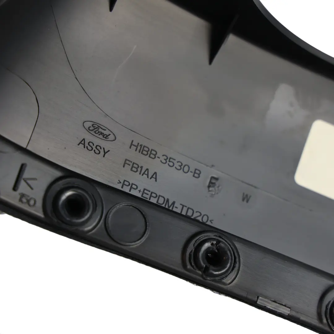 Mk8 Osłona Kolumny Kierownicy Górna W do Ford Fiesta o numerze H1BB-3530-BF Ford Fiesta Mk8 Osłona Kolumny Kierownicy Górna W - SKU H1BB-3530-BF - Numer Części H1BB-3530-BF