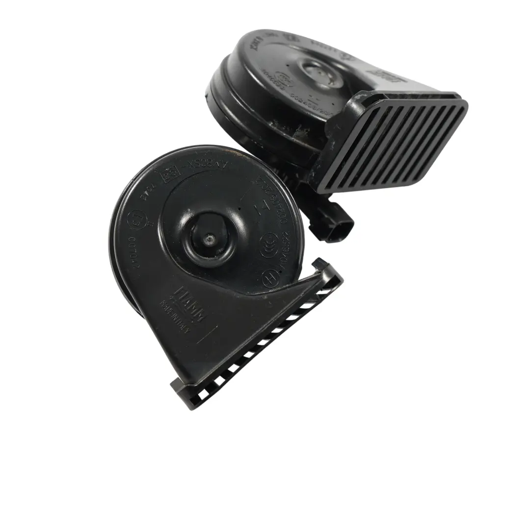 Zestaw Klaksonów Niski Wysoki Ton do Ford Fiesta Mk7 o numerze H1BT-13A803-BB Ford Fiesta Mk7 Zestaw Klaksonów Niski Wysoki Ton - SKU H1BT-13A803-BB - Numer Części H1BT-13A803-BB