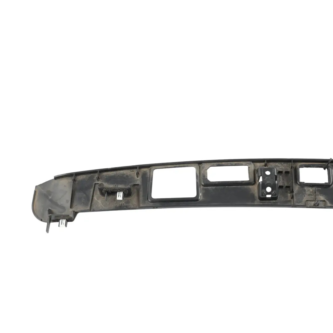 Enjoliveur Éclairage Plaque Noir pour Land Rover Range Rover Velar L560 à propos du numéro de pièce J8A2-40406-BA Land Rover Range Rover Velar L560 Enjoliveur Éclairage Plaque Noir - SKU J8A2-40406-BA - Numéro de pièce J8A2-40406-BA