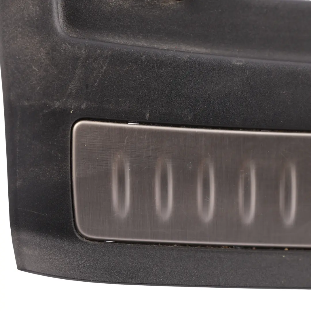 Plaque Protection Coffre Arrière pour Land Rover Range Rover Velar L560 à propos du numéro de pièce J8A2-406A64-A Land Rover Range Rover Velar L560 Plaque Protection Coffre Arrière - SKU J8A2-406A64-A - Numéro de pièce J8A2-406A64-A