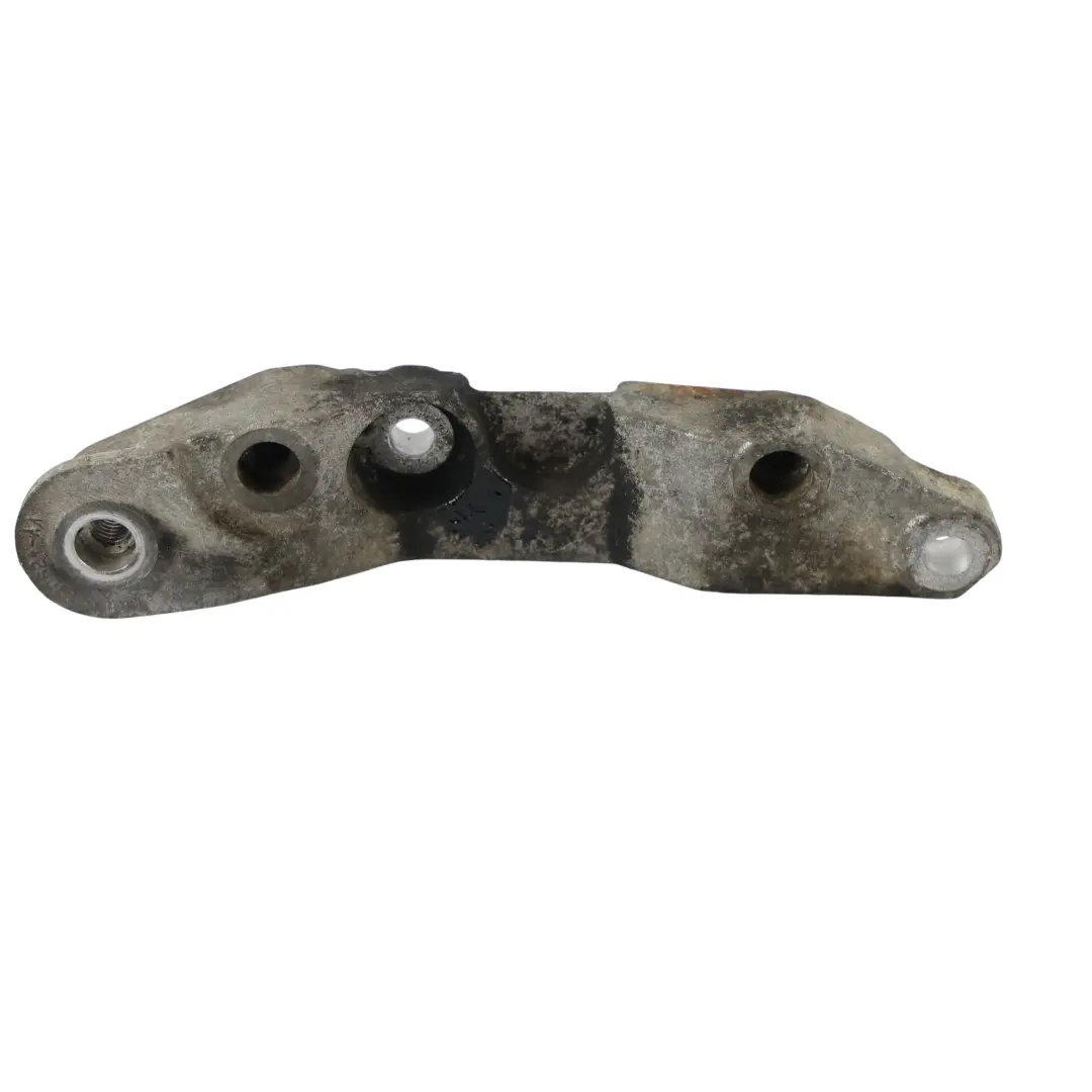 Support Compresseur A/C 4R8Q-19D624-AA pour Land Rover Discovery 3 L319 à propos du numéro de pièce JPD500080 Land Rover Discovery 3 L319 Support Compresseur A/C 4R8Q-19D624-AA - SKU JPD500080 - Numéro de pièce JPD500080