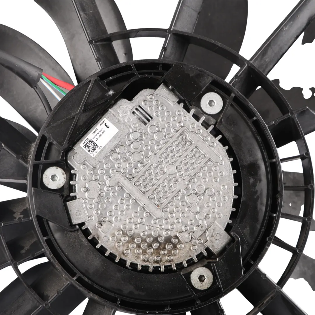 Cooling Radiator Fan 2.0 Diesel to Range Rover Evoque L551 Engine with Part number K8D2-8C607-BF Range Rover Evoque L551 Engine Cooling Radiator Fan 2.0 Diesel - SKU K8D2-8C607-BF - Part number K8D2-8C607-BF