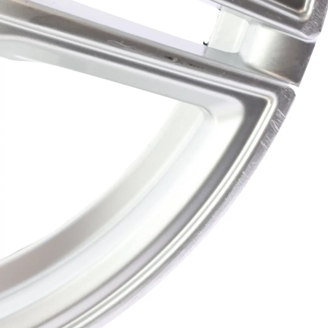 18" Silber Alu Felge 8J ET:30 5x120 Stern 10 Speiche für BMW mit Teilenummer KBA49282 BMW 18" Silber Alu Felge 8J ET:30 5x120 Stern 10 Speiche - SKU KBA49282-1 - Teilenummer KBA49282