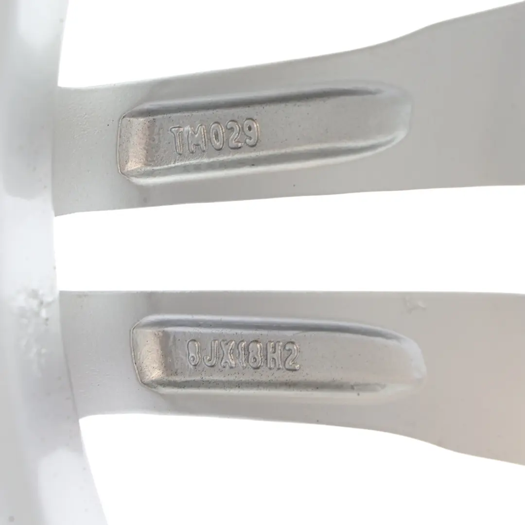 18" Silver Wheel Alloy Rim 8J ET:30 5x120 Star 10 Spoke to BMW with Part number KBA49282 BMW 18" Silver Wheel Alloy Rim 8J ET:30 5x120 Star 10 Spoke - SKU KBA49282-3 - Part number KBA49282