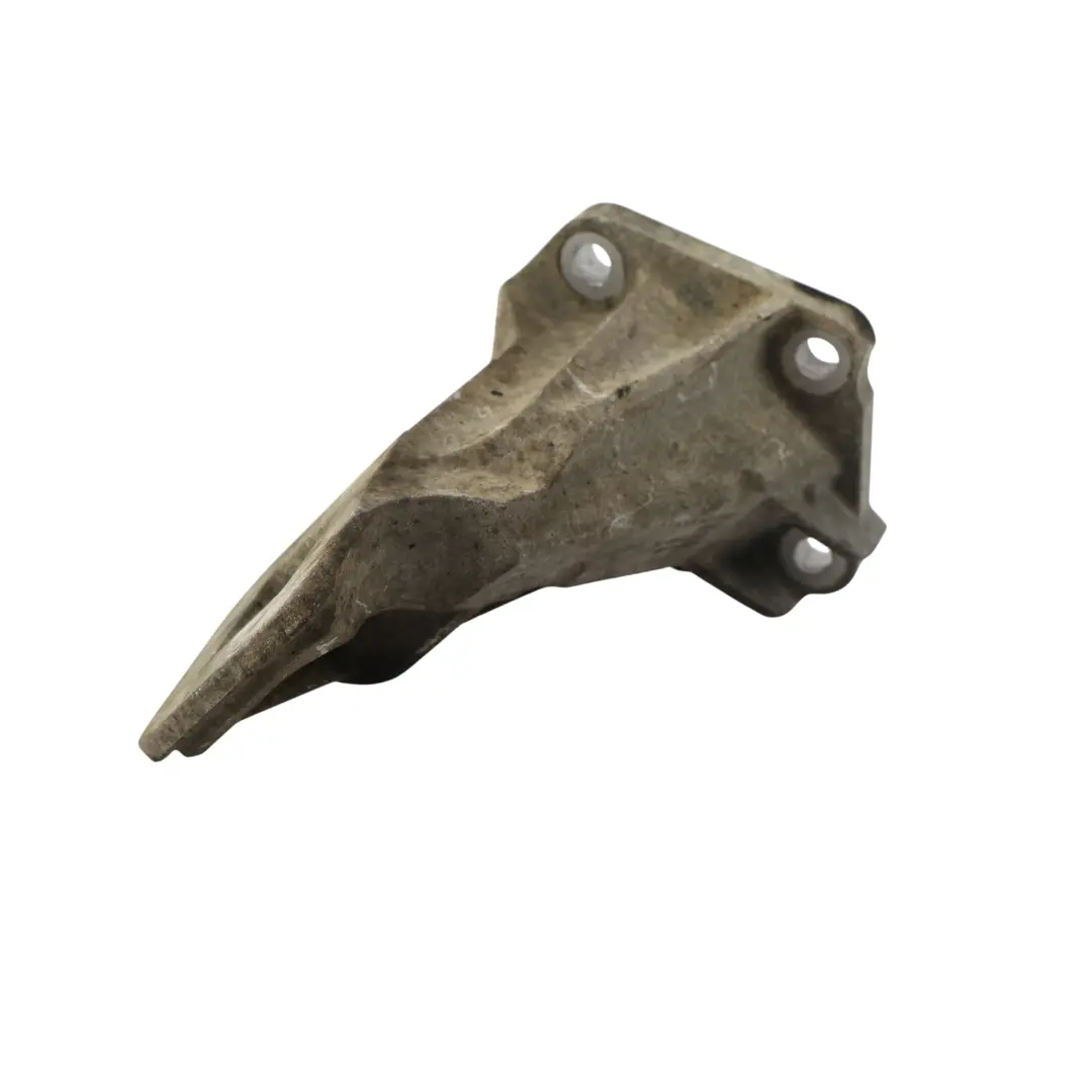 Land Rover Discovery 3 L319 Engine Mount Bracket Left N/S 4H22-6061-AA - SKU KKU500580 - Part number KKU500580