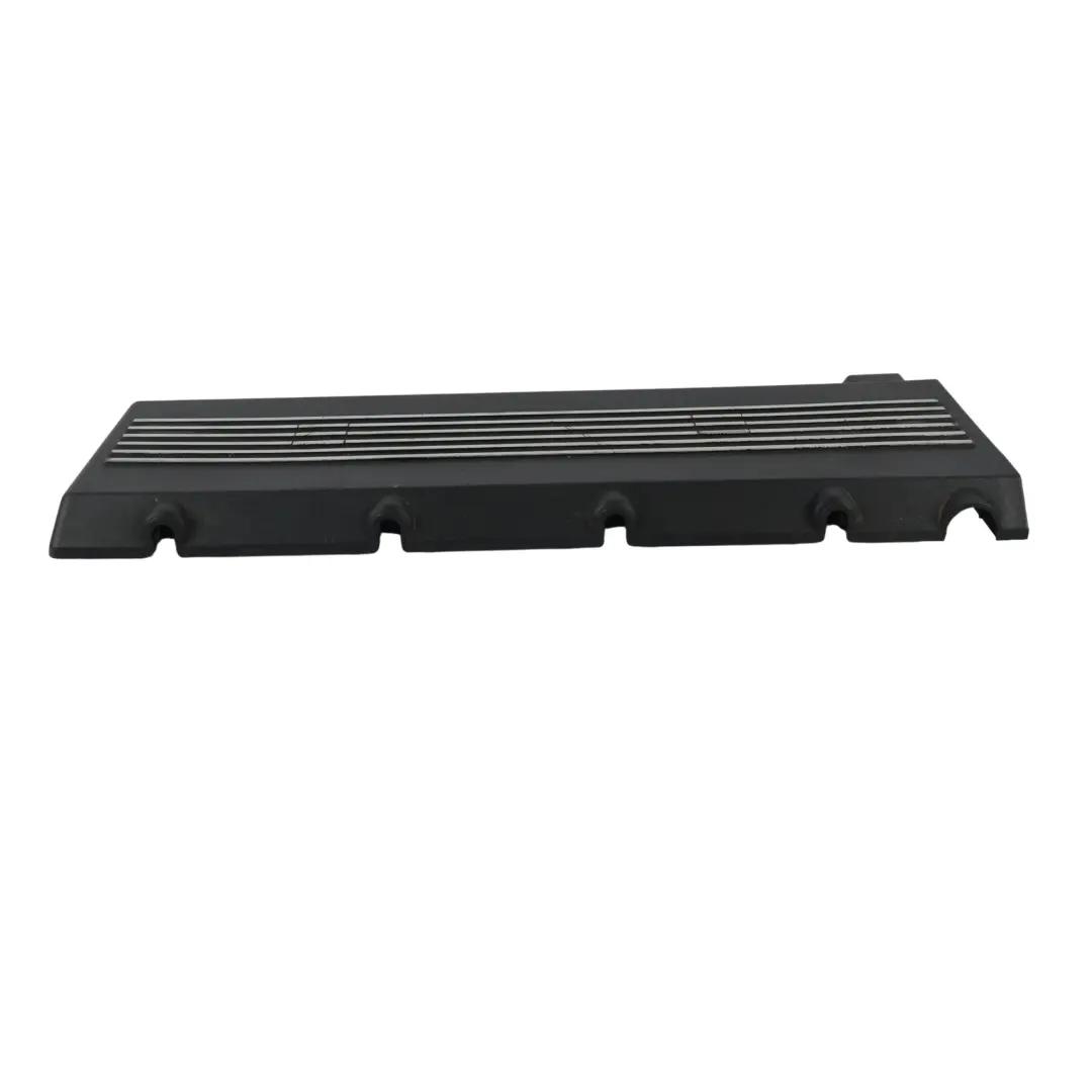 Top Trim 4.4 V8 7513769 to Range Rover L322 Engine Cover with Part number LDR000380 Range Rover L322 Engine Cover Top Trim 4.4 V8 7513769 - SKU LDR000380 - Part number LDR000380