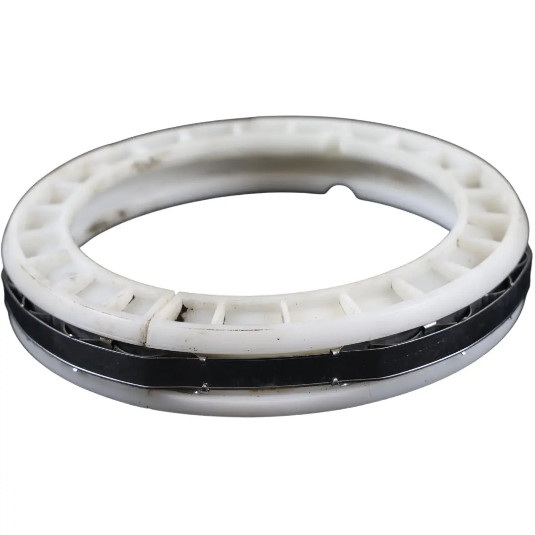 Anillo Retención Depósito Combustible para Land Rover Range Rover Sport L320 con número de pieza LR013771 Land Rover Range Rover Sport L320 Anillo Retención Depósito Combustible - SKU LR013771 - Número de pieza LR013771