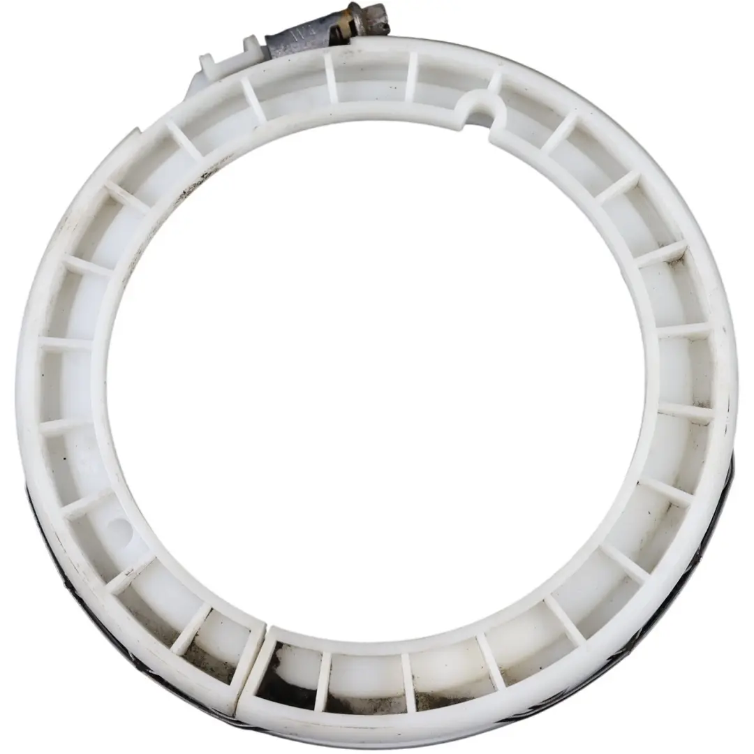 Anillo Retención Depósito Combustible para Land Rover Range Rover Sport L320 con número de pieza LR013771 Land Rover Range Rover Sport L320 Anillo Retención Depósito Combustible - SKU LR013771 - Número de pieza LR013771