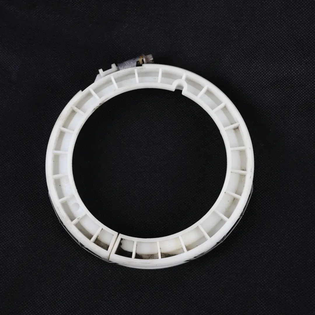 Land Rover Range Rover Sport L320 Réservoir Carburant Bague Fixation - SKU LR013771 - Numéro de pièce LR013771
