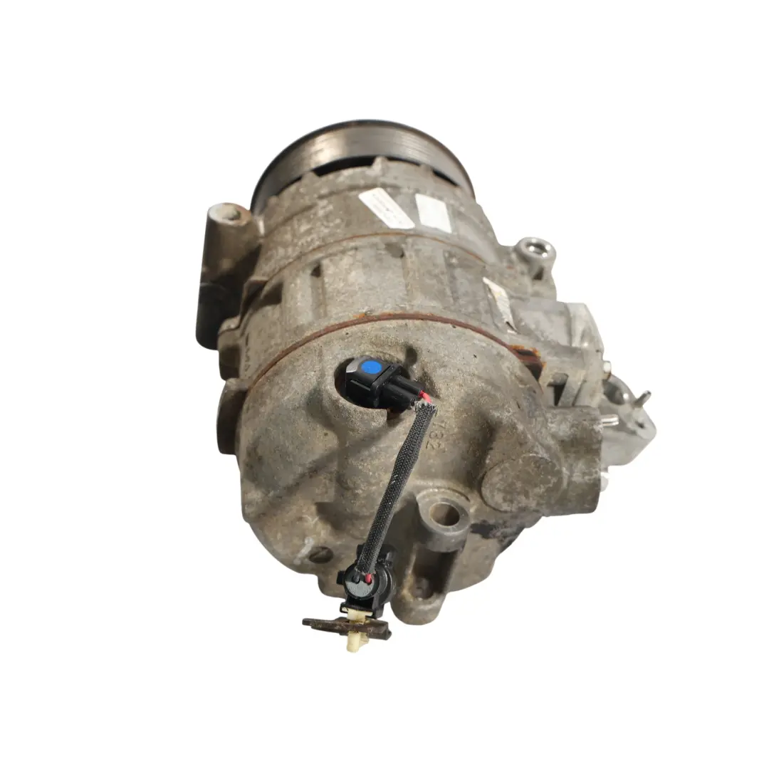 Conditioning Compressor 2.7 TDV6 to Land Rover Discovery 3 L319 Air with Part number LR019132 Land Rover Discovery 3 L319 Air Conditioning Compressor 2.7 TDV6 - SKU LR019132 - Part number LR019132