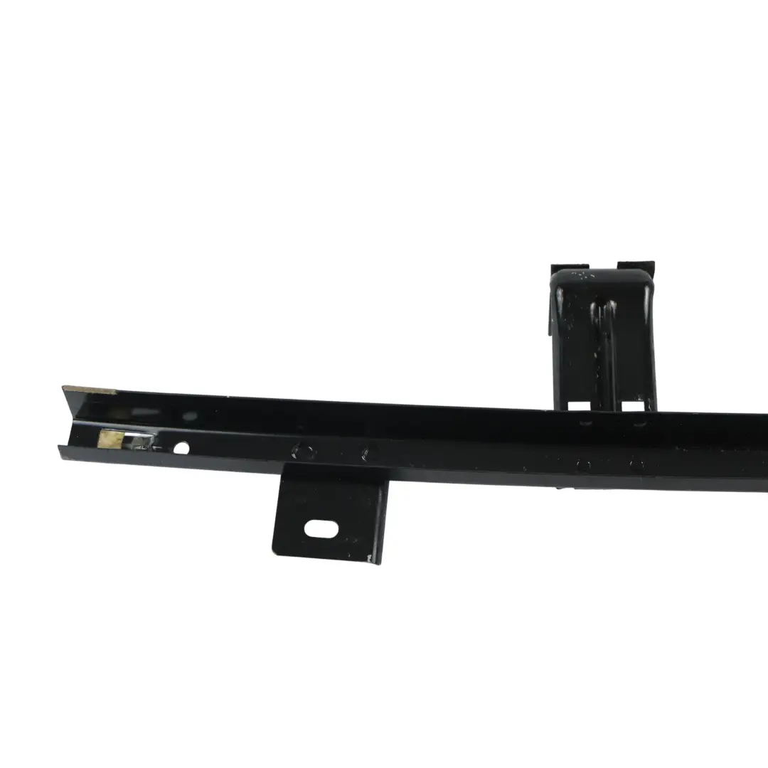 Guide Vitre Porte Avant Droit 5H22-21458-CD pour Land Rover Discovery L319 à propos du numéro de pièce LR024084 Land Rover Discovery L319 Guide Vitre Porte Avant Droit 5H22-21458-CD - SKU LR024084 - Numéro de pièce LR024084