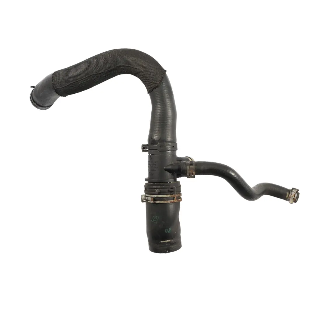 Tubo Connettore Liquido Refrigerante 3.0 per Land Rover Discovery 4 L319 con numero di parte LR025969 Land Rover Discovery 4 L319 Tubo Connettore Liquido Refrigerante 3.0 - SKU LR025969 - Numero di parte LR025969