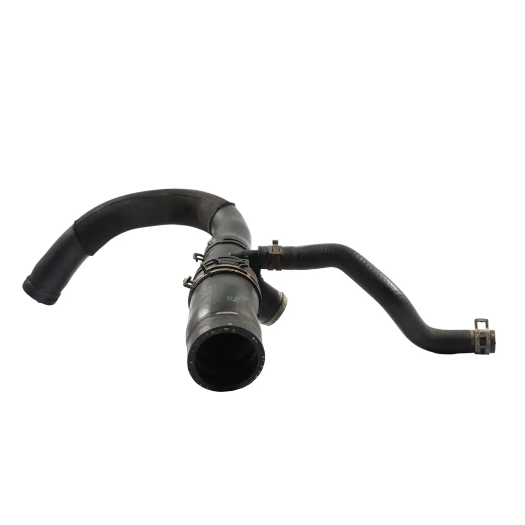 Tubo Conector Manguera Refrigerante 3.0 para Land Rover Discovery 4 L319 con número de pieza LR025969 Land Rover Discovery 4 L319 Tubo Conector Manguera Refrigerante 3.0 - SKU LR025969 - Número de pieza LR025969
