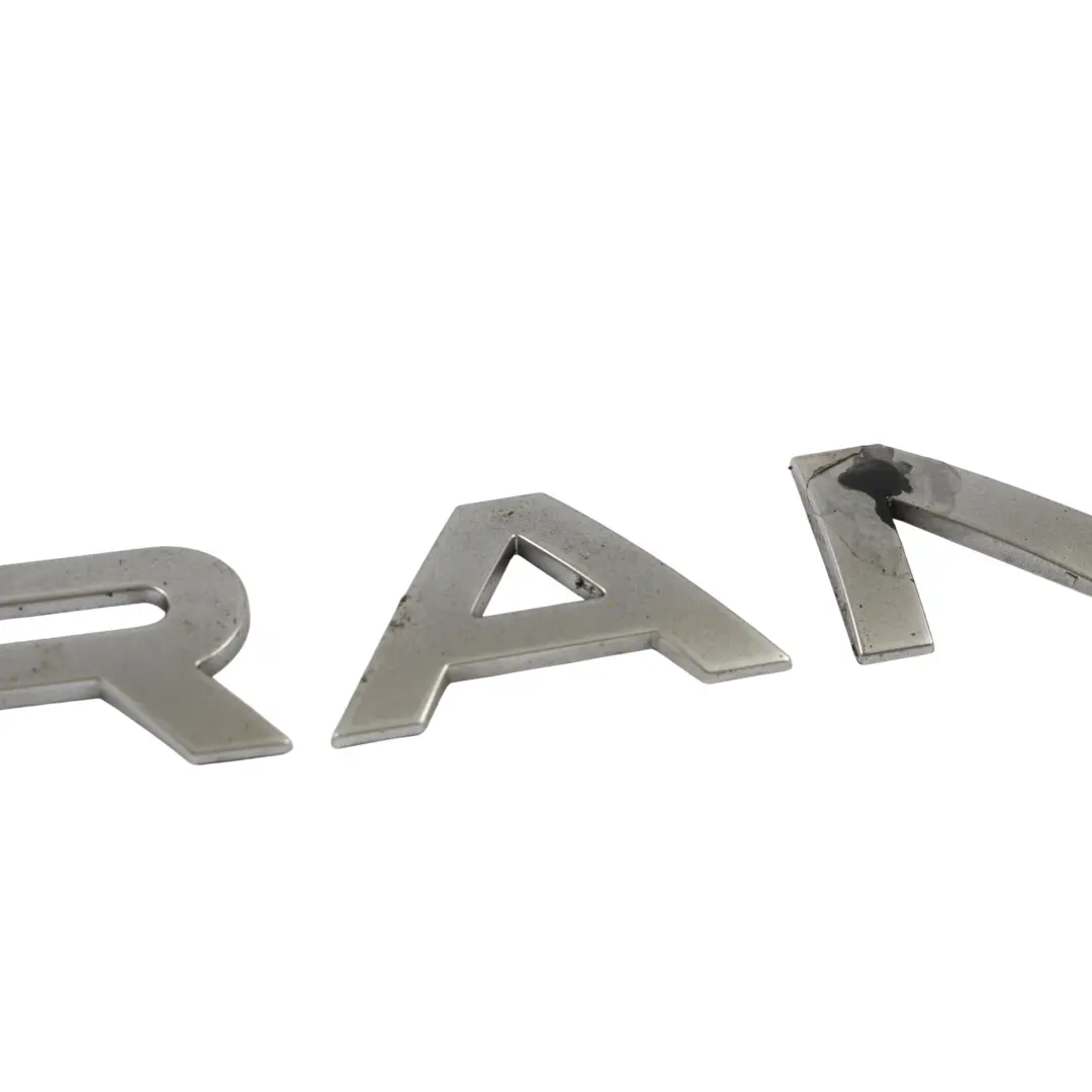 Emblemat Napis RANGE do Land Rover Range Rover Evoque L538 o numerze LR026394 Land Rover Range Rover Evoque L538 Emblemat Napis RANGE - SKU LR026394 - Numer Części LR026394