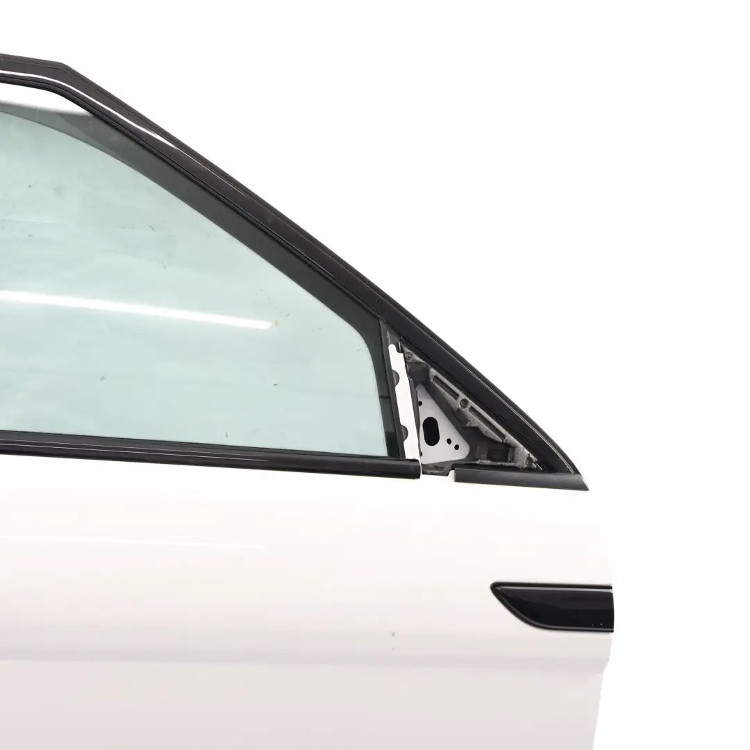 Range Rover Evoque L538 Puerta Delantera Derecha Blanco Fuji 867 - SKU LR028552-FWH - Número de pieza LR028552