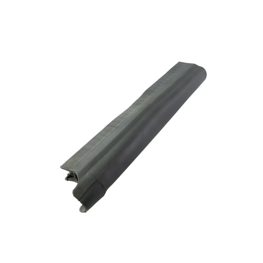 Guarnizione Cofano Sinistra CPLA-16B922-BA per Range Rover Sport L494 con numero di parte LR034448 Range Rover Sport L494 Guarnizione Cofano Sinistra CPLA-16B922-BA - SKU LR034448 - Numero di parte LR034448