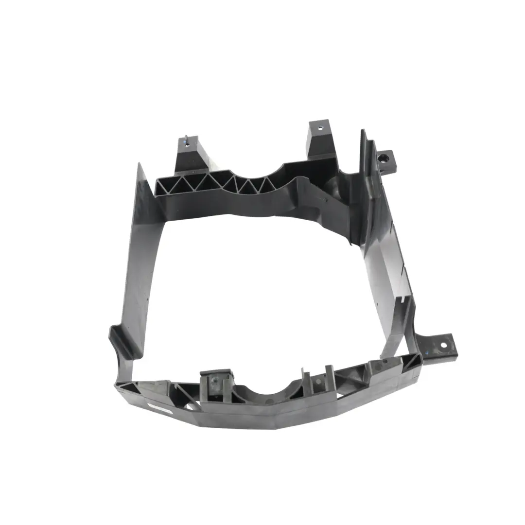 Duct Channel Guide Right O/S CPLA-8A107-AC to Range Rover Sport L494 Rear Air with Part number LR034556 Range Rover Sport L494 Rear Air Duct Channel Guide Right O/S CPLA-8A107-AC - SKU LR034556 - Part number LR034556