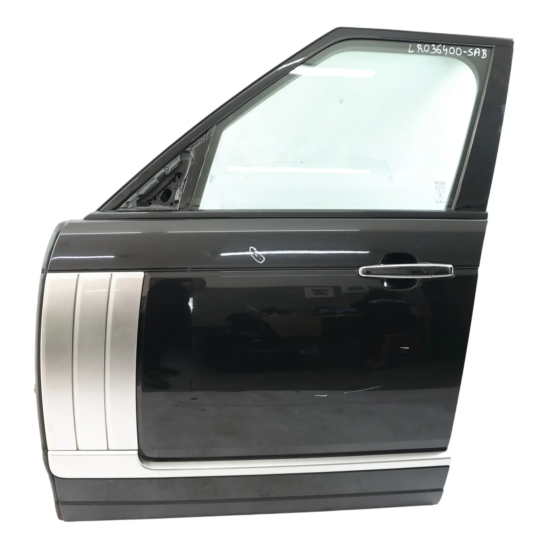 Range Rover L405 Door Front Left N/S Santorini Black - 820 LR036400