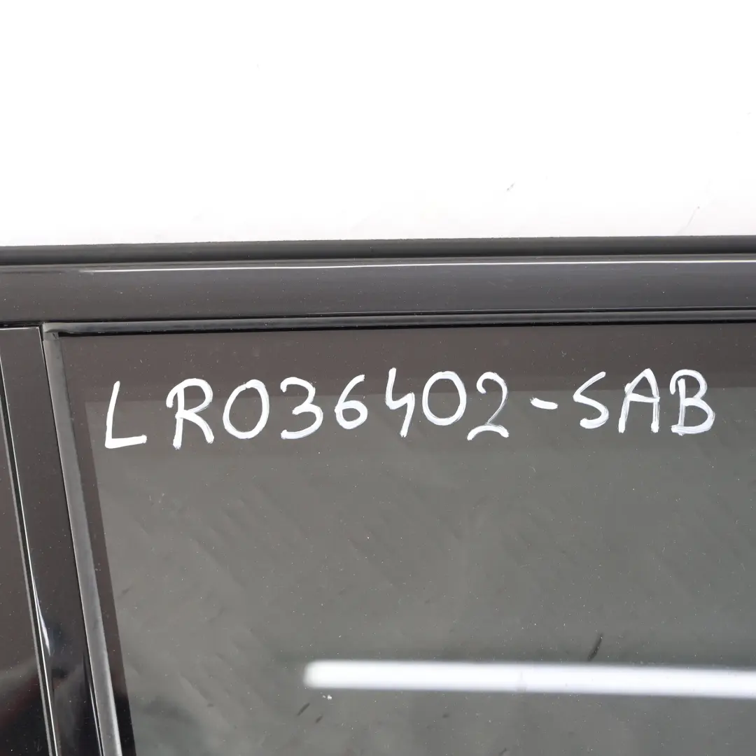 5Dr Tür Hinten Rechts Santorini Schwarz 820 für Range Rover L405 Estate mit Teilenummer LR036402 Range Rover L405 Estate 5Dr Tür Hinten Rechts Santorini Schwarz 820 - SKU LR036402-SAB - Teilenummer LR036402