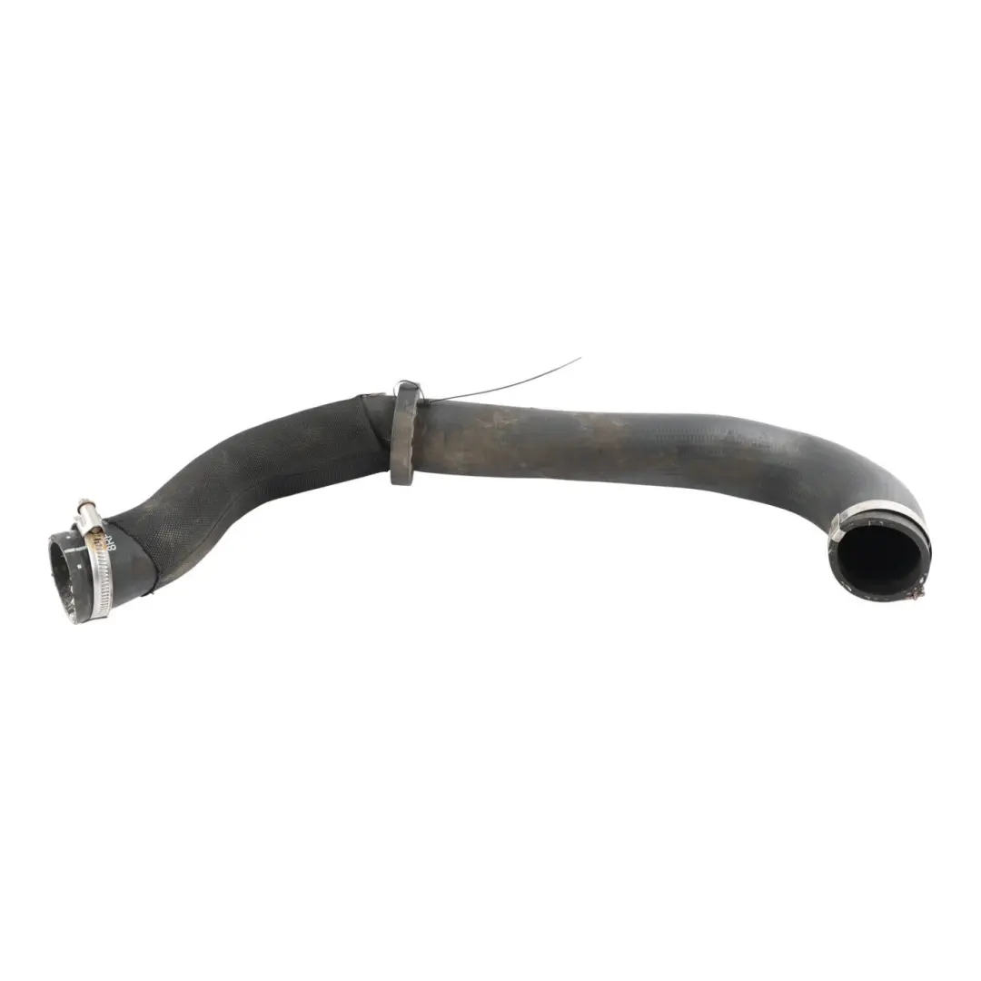 Pipe Hose Line Diesel Engine 4.4 SDV8 CPLA-6N650-DB to Range Rover L405 Intercooler with Part number LR036485 Range Rover L405 Intercooler Pipe Hose Line Diesel Engine 4.4 SDV8 CPLA-6N650-DB - SKU LR036485 - Part number LR036485