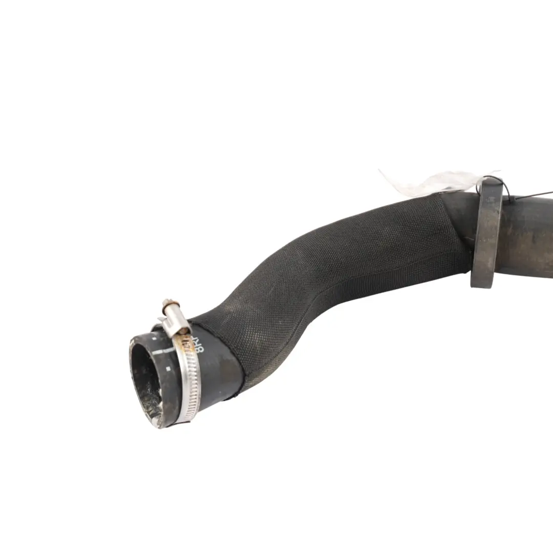 Pipe Hose Line Diesel Engine 4.4 SDV8 CPLA-6N650-DB to Range Rover L405 Intercooler with Part number LR036485 Range Rover L405 Intercooler Pipe Hose Line Diesel Engine 4.4 SDV8 CPLA-6N650-DB - SKU LR036485 - Part number LR036485