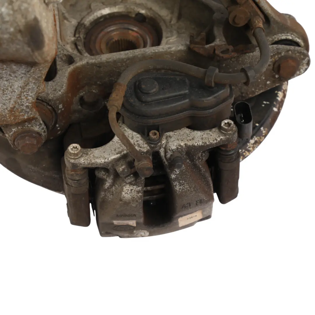 Suspension Leg Wheel Carrier Hub Knuckle Rear Right O/S to Range Rover Vogue L405 with Part number LR038550 Range Rover Vogue L405 Suspension Leg Wheel Carrier Hub Knuckle Rear Right O/S - SKU LR038550-1 - Part number LR038550
