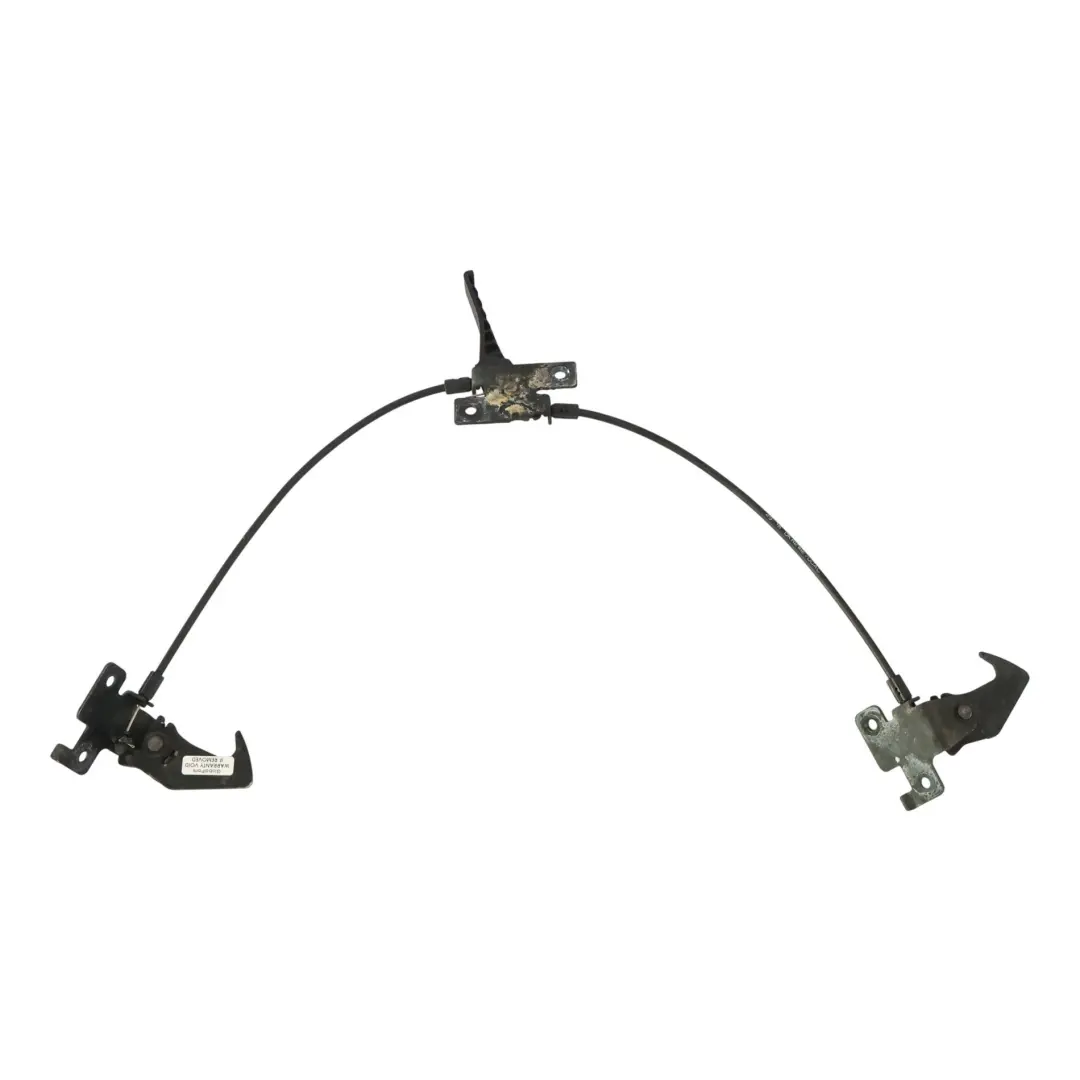 Cable Bowden Tirador Capó Exterior DK62-16E700-AC para Range Rover Sport L494 con número de pieza LR043960 Range Rover Sport L494 Cable Bowden Tirador Capó Exterior DK62-16E700-AC - SKU LR043960 - Número de pieza LR043960