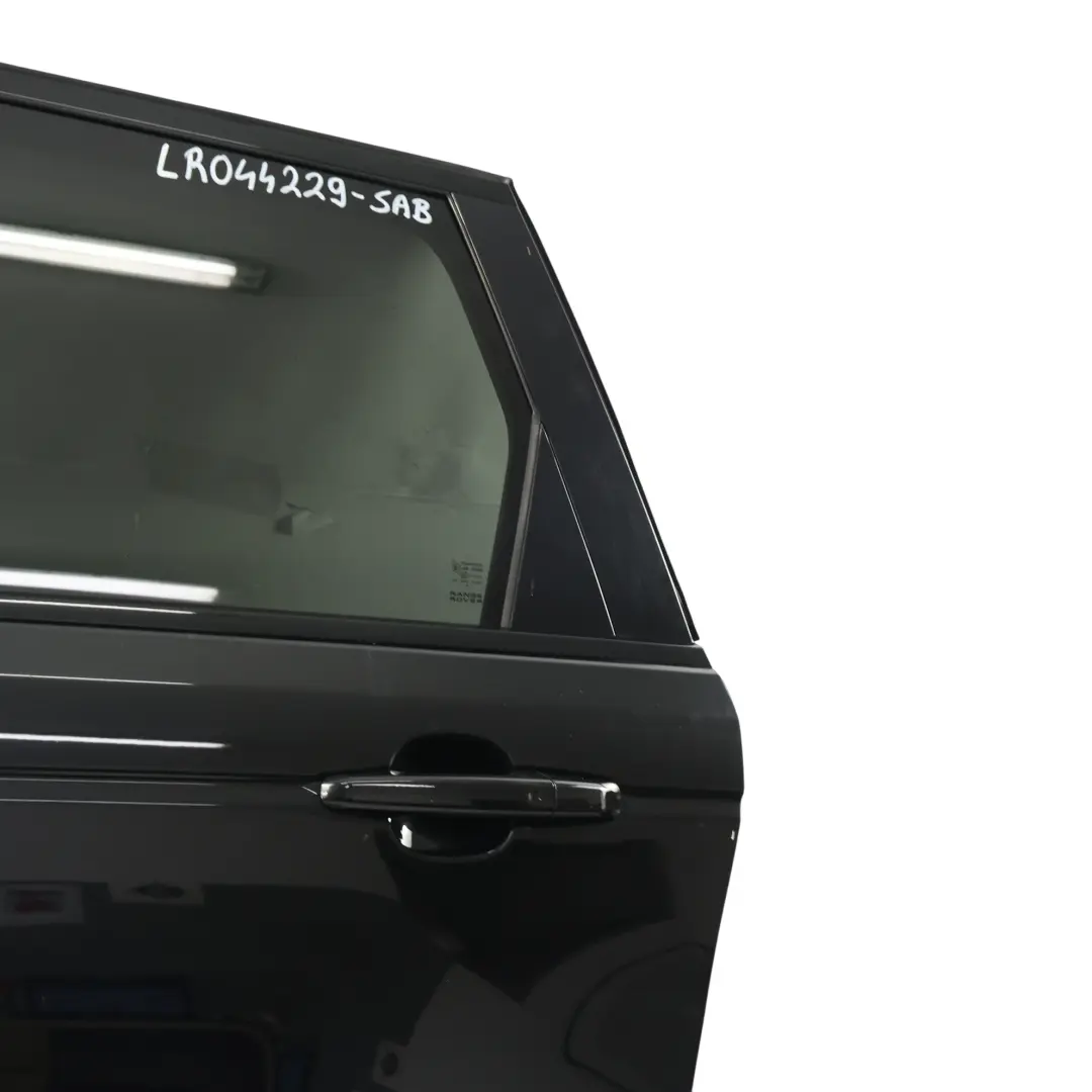 Range Rover Sport L494 Tylne Drzwi Lewe Czarne Santorini Black 820 - SKU LR044229-SAB - Numer Części LR044229