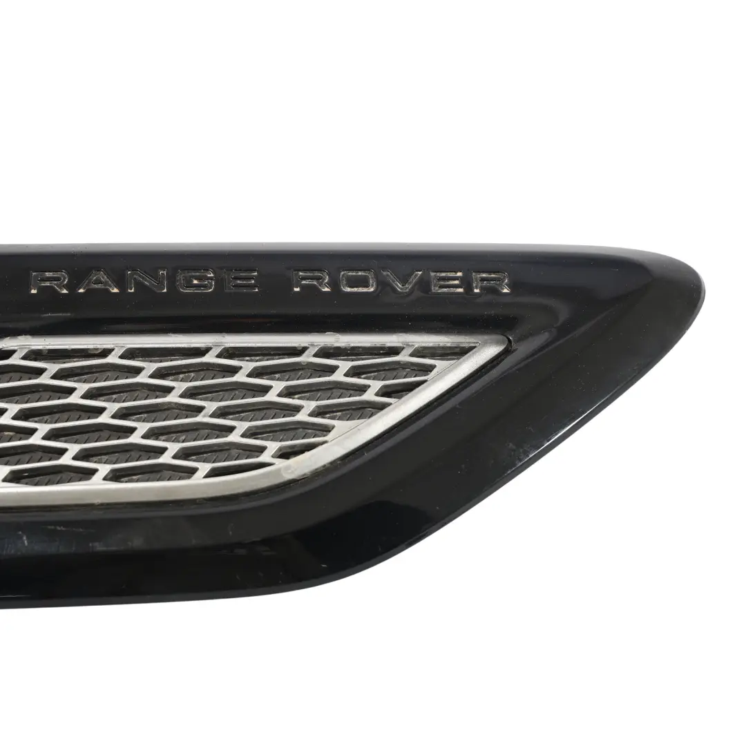 Fronthaube Lufteinlassgitter Rechts DK62-16C628-AD für Range Rover Sport L494 mit Teilenummer LR052979 Range Rover Sport L494 Fronthaube Lufteinlassgitter Rechts DK62-16C628-AD - SKU LR052979 - Teilenummer LR052979