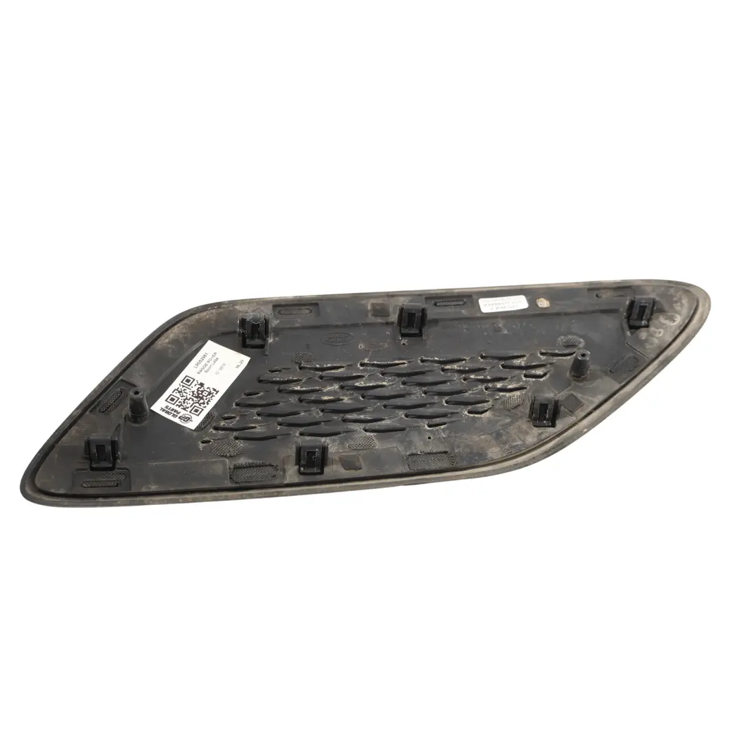 Front Bonnet Air Intake Grille Left N/S DK62-16C629-AD to Range Rover Sport L494 with Part number LR052981 Range Rover Sport L494 Front Bonnet Air Intake Grille Left N/S DK62-16C629-AD - SKU LR052981 - Part number LR052981