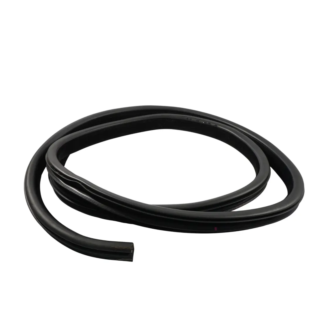 Uszczelka Drzwi Lewa Prawa do Land Rover Range Rover Sport L494 o numerze LR055391 Land Rover Range Rover Sport L494 Uszczelka Drzwi Lewa Prawa - SKU LR055391 - Numer Części LR055391
