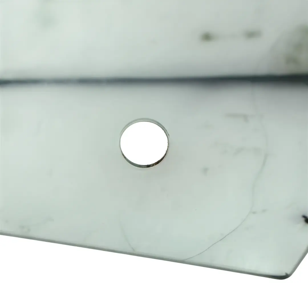 Window Glass 5 Door AS2 Rear Left N/S FK72-25713-AA to Land Rover Discovery L550 with Part number LR058835 Land Rover Discovery L550 Window Glass 5 Door AS2 Rear Left N/S FK72-25713-AA - SKU LR058835 - Part number LR058835