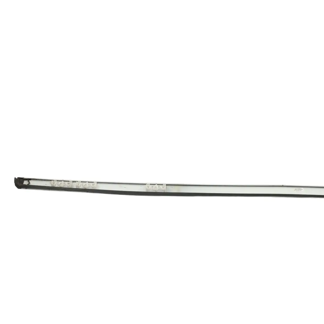 Range Rover Evoque L538 Bande Toit Garniture Latérale Gauche Blanc Fuji 867 - SKU LR061657-FWH - Numéro de pièce LR061657