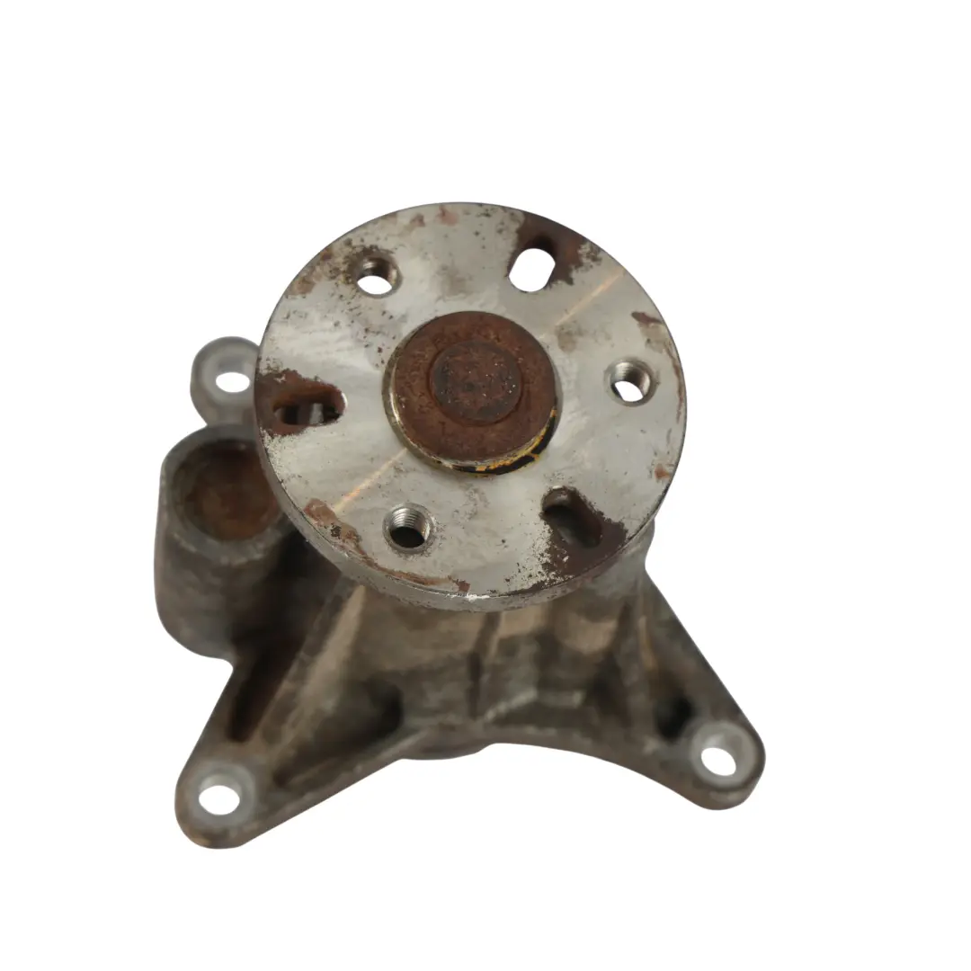 Pompa Acqua Ausiliaria FW93-8501-AB per Land Rover Discovery 4 L319 con numero di parte LR061982 Land Rover Discovery 4 L319 Pompa Acqua Ausiliaria FW93-8501-AB - SKU LR061982 - Numero di parte LR061982