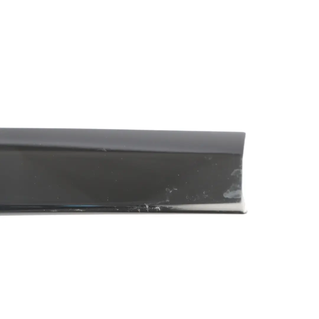 Boot Lid Tailgate Trim Strip Cover Black DK62-40406-DA to Range Rover L494 Rear with Part number LR076840 Range Rover L494 Rear Boot Lid Tailgate Trim Strip Cover Black DK62-40406-DA - SKU LR076840 - Part number LR076840
