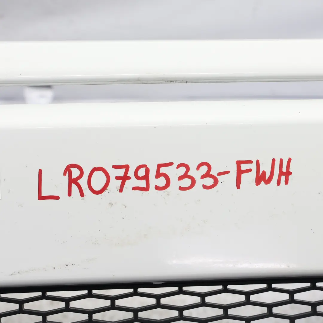 Zderzak Przedni Fuji White Biały - 867 do Range Rover Evoque L538 o numerze LR079533 Range Rover Evoque L538 Zderzak Przedni Fuji White Biały - 867 - SKU LR079533-FWH - Numer Części LR079533