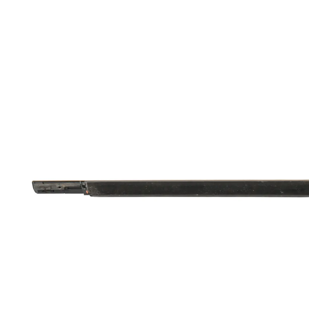 Land Rover Evoque L538 Bande Vitre Porte Avant Gauche Noir BJ32-21453-AF - SKU LR080275 - Numéro de pièce LR080275