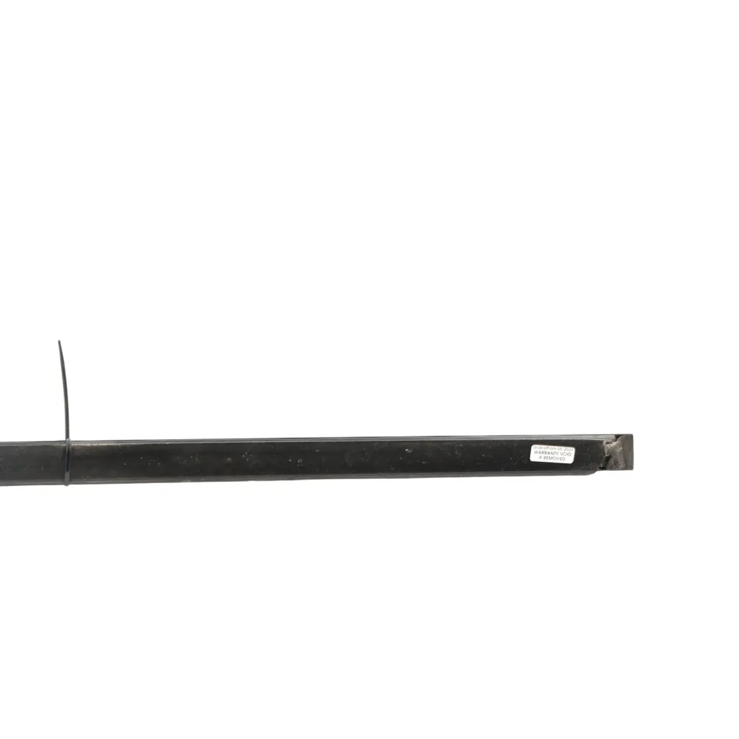 Bande Vitre Porte Avant Gauche Noir BJ32-21453-AF pour Land Rover Evoque L538 à propos du numéro de pièce LR080275 Land Rover Evoque L538 Bande Vitre Porte Avant Gauche Noir BJ32-21453-AF - SKU LR080275 - Numéro de pièce LR080275