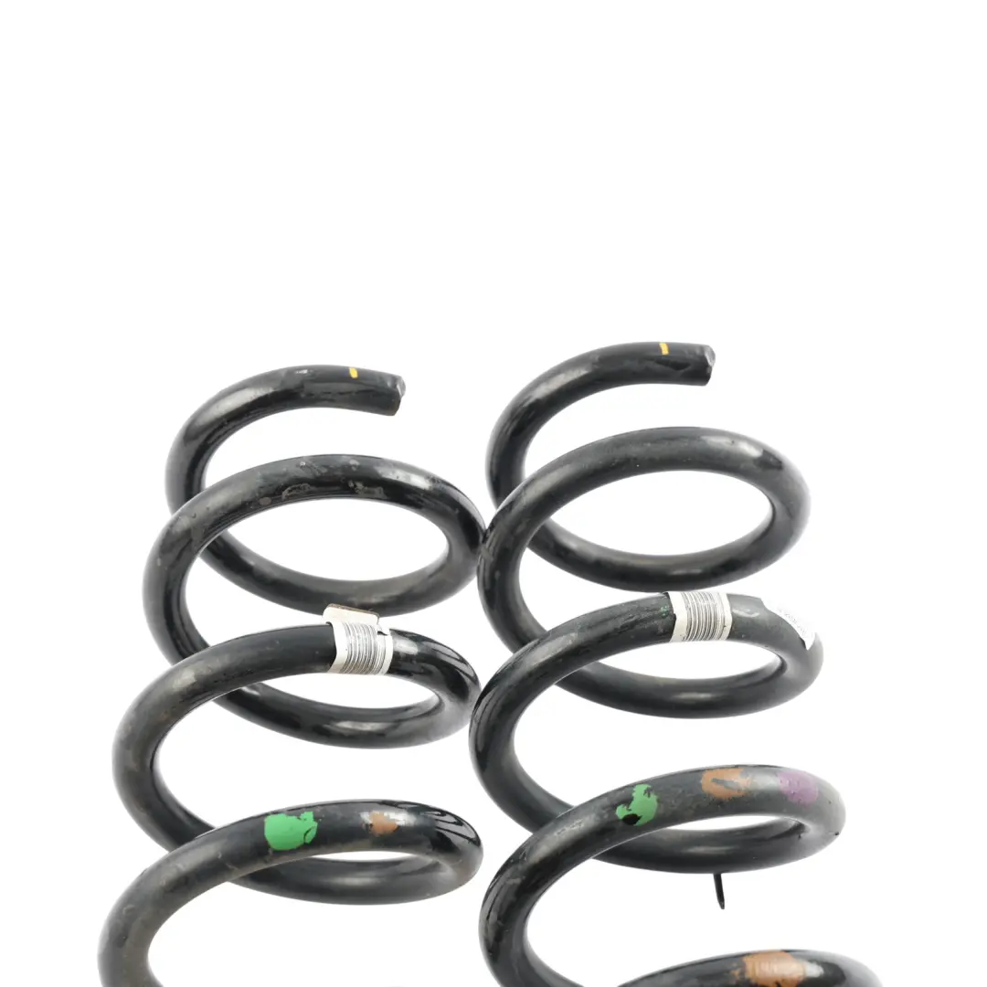 Hintere Federung Spiralfeder Set Links Rechts L8A2-5534-DB für Range Rover L560 mit Teilenummer LR090650 Range Rover L560 Hintere Federung Spiralfeder Set Links Rechts L8A2-5534-DB - SKU LR141911 - Teilenummer LR090650