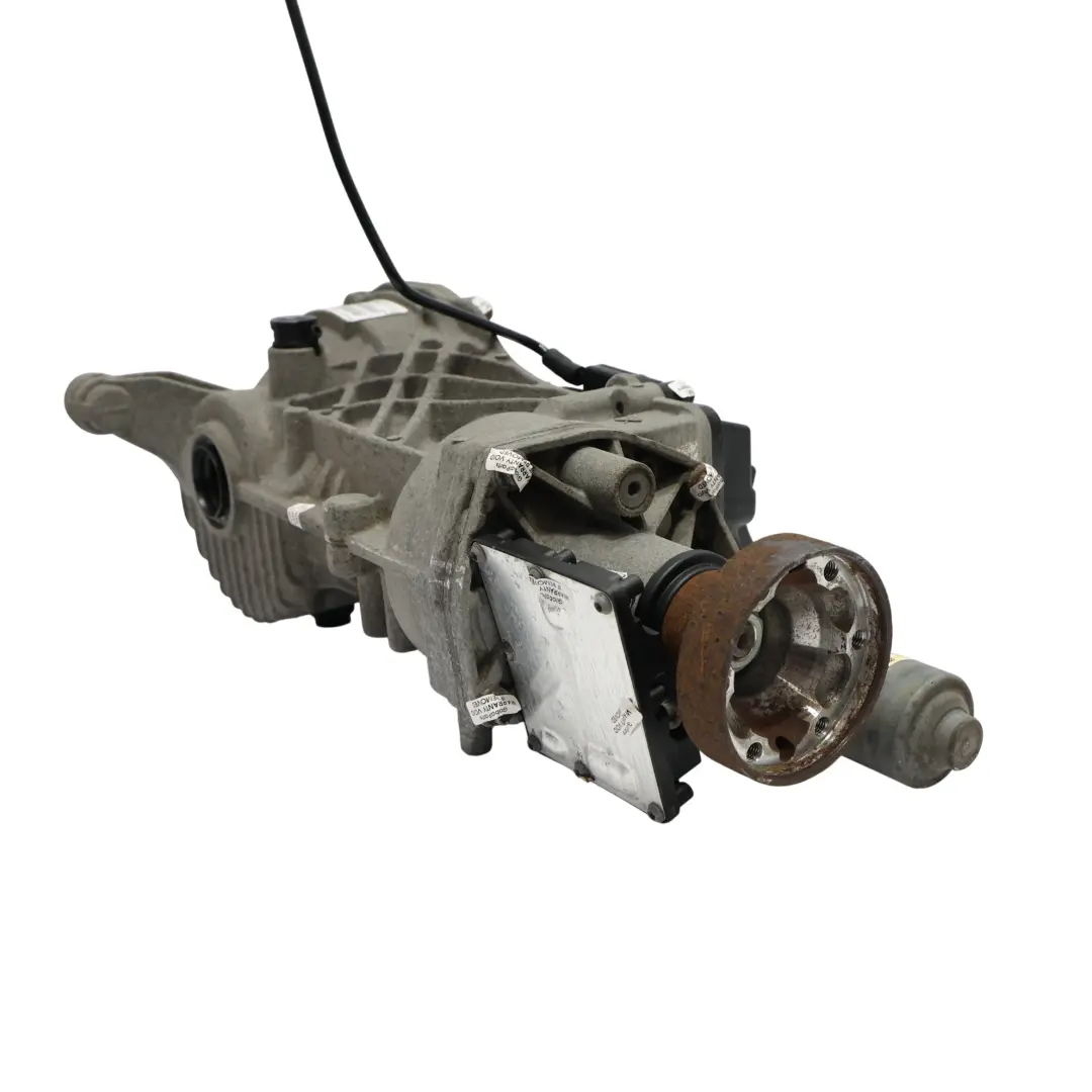 Differenziale Asse Posteriore GJ32-4N053-AB GARANZIA per Range Rover Evoque L494 2.0 con numero di parte LR095737 Range Rover Evoque L494 2.0 Differenziale Asse Posteriore GJ32-4N053-AB GARANZIA - SKU LR095737 - Numero di parte LR095737